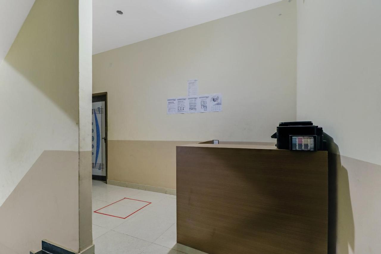 Spot On 76940 Sri Annapoorneshwari Residency Boarding & Lodging Hassan Exterior photo